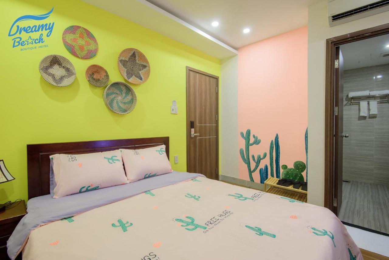 Azure Hotel Da Nang - Beach Eksteriør billede